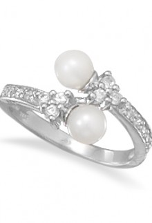 Pearl & Cubic Zirconia Ring