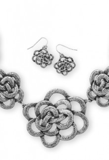 Oxidized Floral Necklace & Earring Set